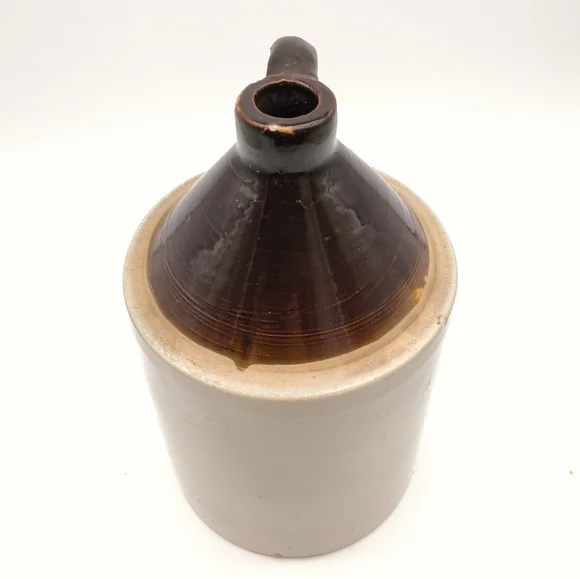 Antique 2-Gallon Stoneware Shoulder Jug  – Rustic Primitive Farmhouse Decor - Picture 4 of 12
